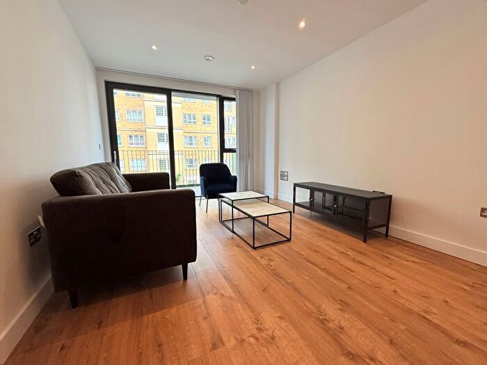 2 Bedroom Flat To Rent In Carver House, Alpini Road, NW9