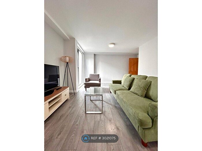 3 Bedroom Flat To Rent In Bridport Street, Liverpool, L3