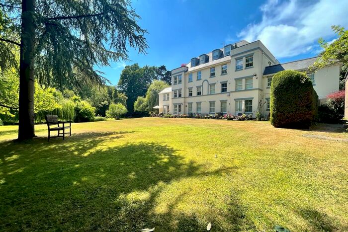 2 Bedroom Flat To Rent In Bishopstoke, SO50