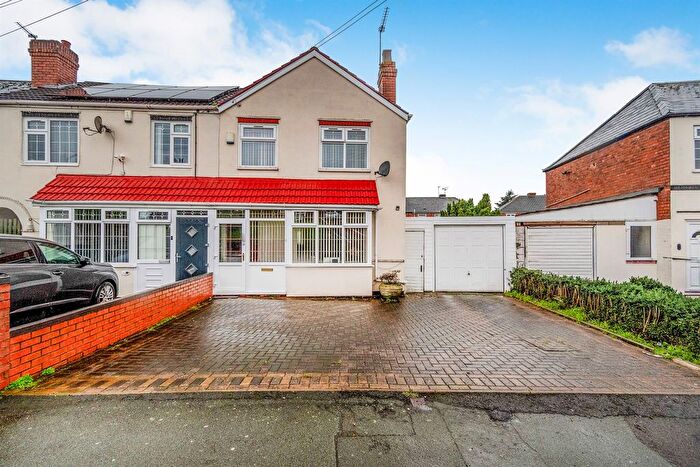 3 Bedroom End Terrace House For Sale In Dilloways Lane, Willenhall, WV13