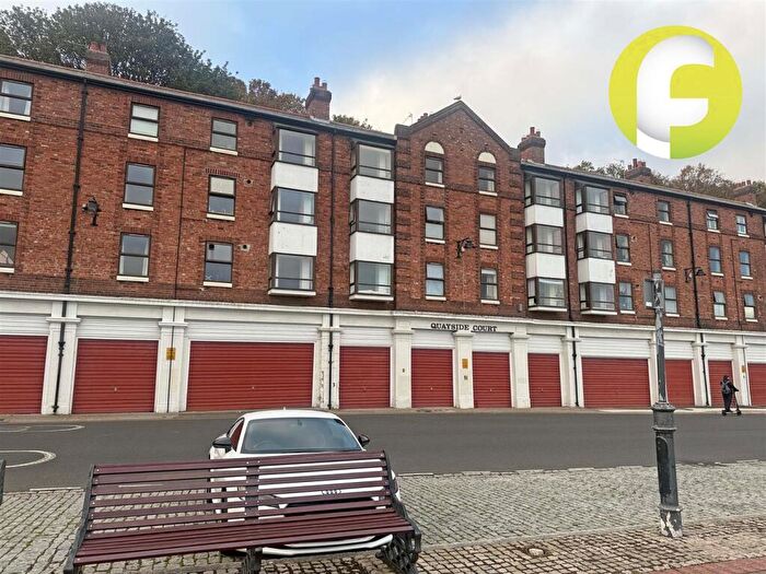 1 Bedroom Flat For Sale In Quayside Court, North Shields, NE30