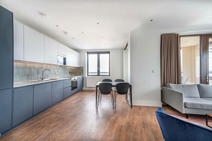 2 Bedroom Flat To Rent In Uncle Wembley, Wembley, HA9