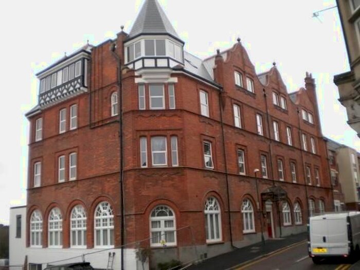 2 Bedroom Flat To Rent In Norwich Avenue West, Bournemouth, BH2