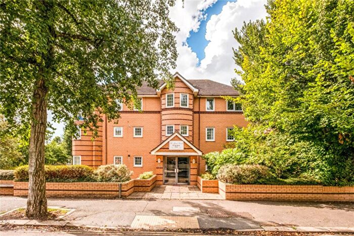 2 Bedroom Apartment For Sale In The Drive, Hove, East Sussex, BN3