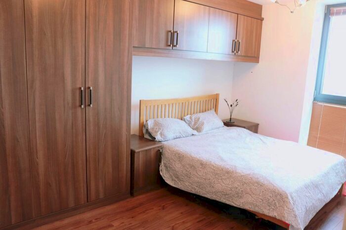 2 Bedroom Flat To Rent In Connaught Heights, Agnes George Walk, London, E16