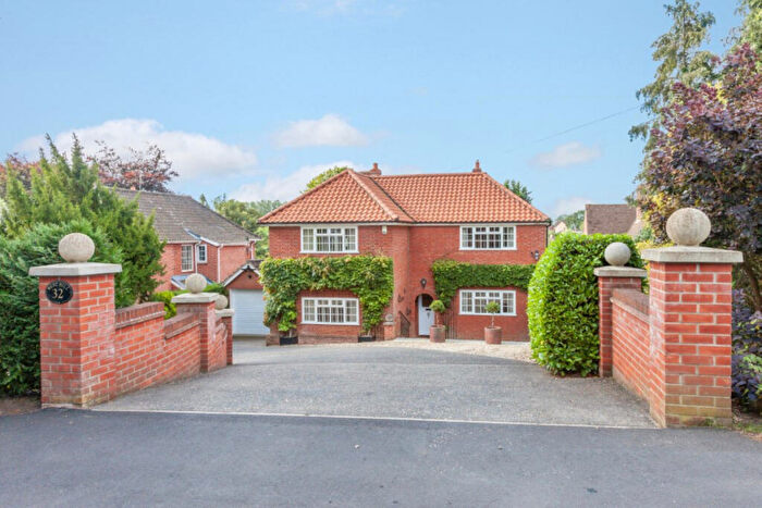 5 Bedroom Detached House For Sale In Keswick Road, Norwich, NR4