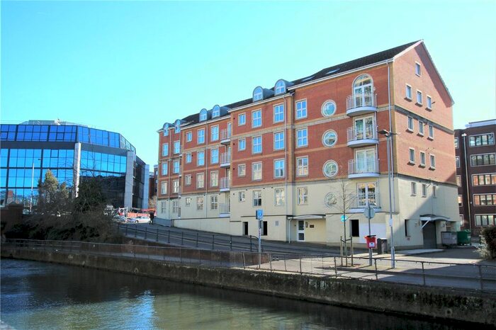 3 Bedroom Flat To Rent In Grantley Heights, Kennet Side, Reading, Berkshire, RG1