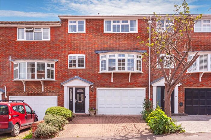 3 Bedroom Terraced House For Sale In Ravenscroft Road, Henley-on-Thames, Oxfordshire, RG9