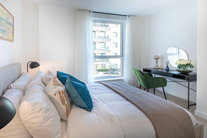 1 Bedroom Flat For Sale In "The Leigh" At Paxton Drive, Ashton, BS3