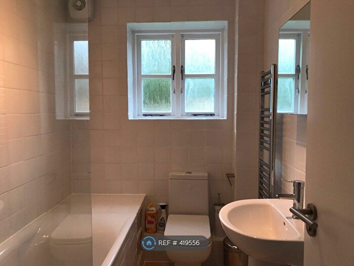 1 Bedroom Flat To Rent In Mount Pleasant Road, London, SE13