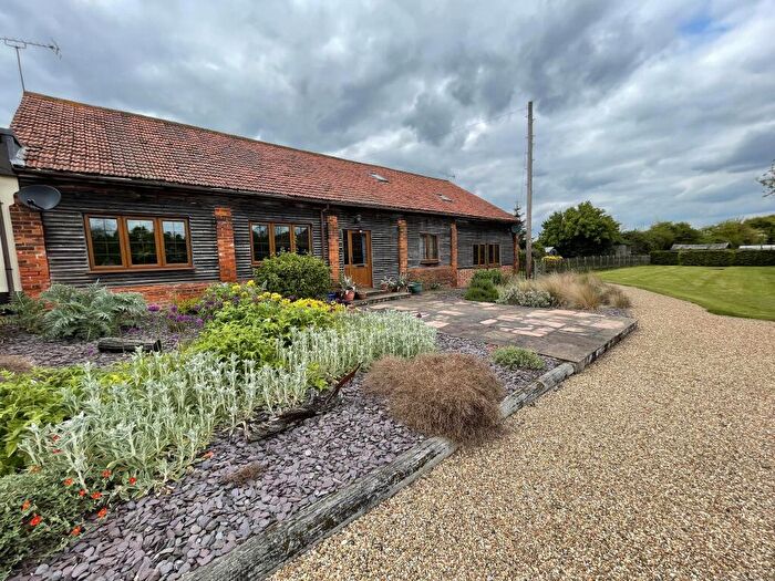 2 Bedroom Cottage To Rent In Ingatestone, CM4