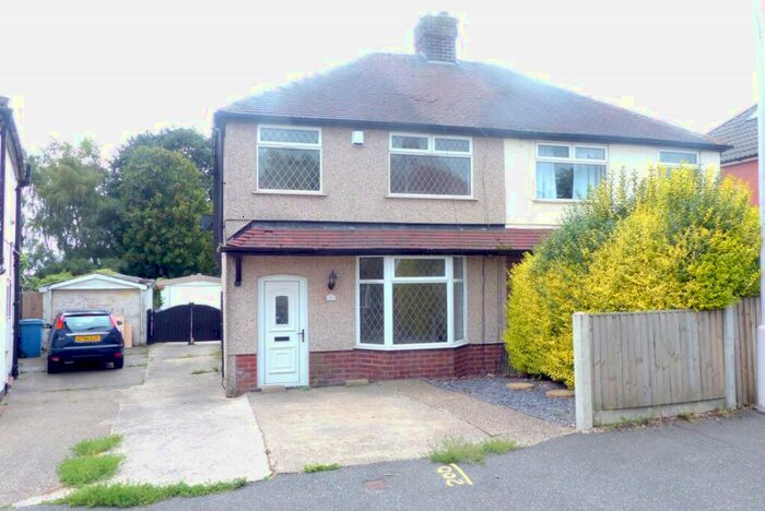 3 Bedroom Semi-Detached House To Rent In Woodland Drive, Mansfield, NG18