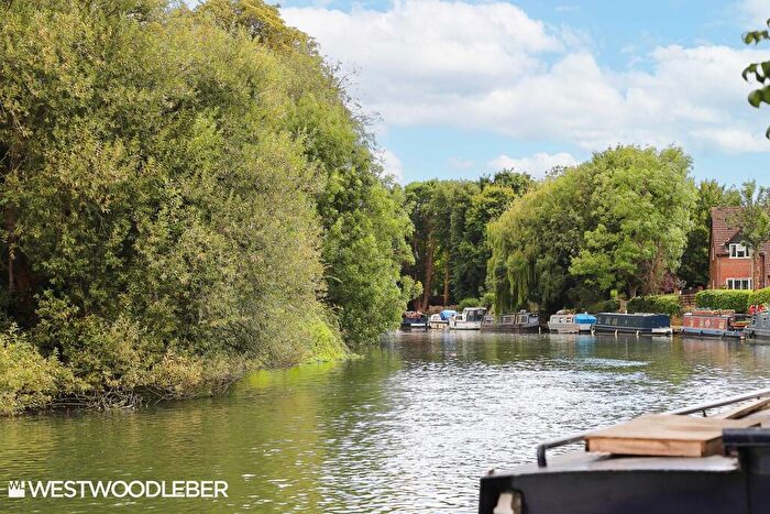 2 Bedroom Apartment To Rent In River Meads, Stanstead Abbotts, SG12