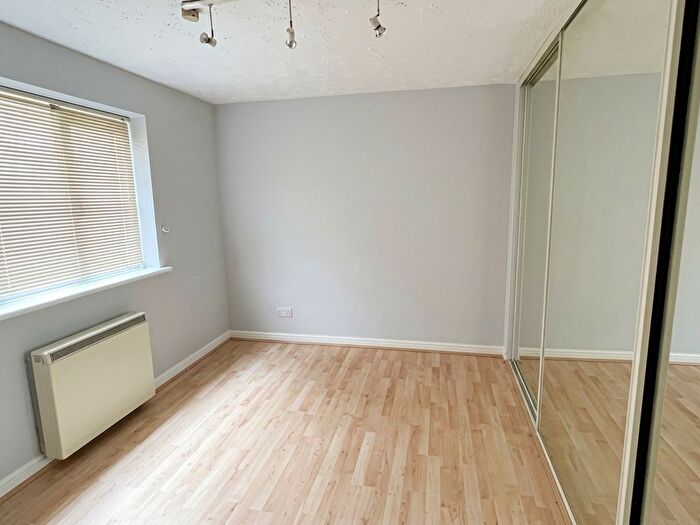 1 Bedroom Flat To Rent In Clwyd Avenue, Saronie Court Clwyd Avenue, LL19