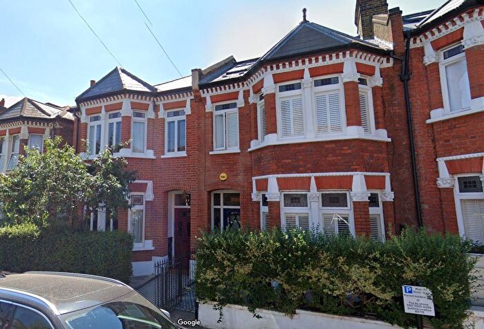 5 Bedroom Property To Rent In Hollingbourne Road, Herne Hill, London, SE24