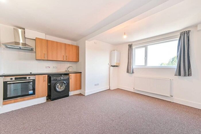 1 Bedroom Flat To Rent In Neasden Lane North, Neasden, London, NW10