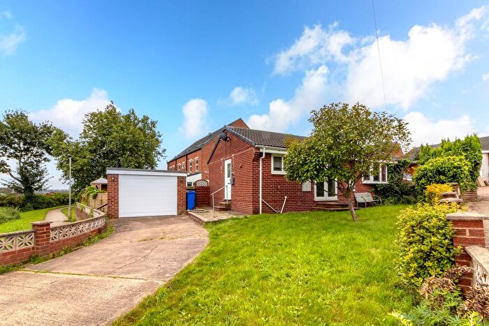 2 Bedroom Detached Bungalow To Rent In Snetterton Close, Cudworth, Barnsley, S72