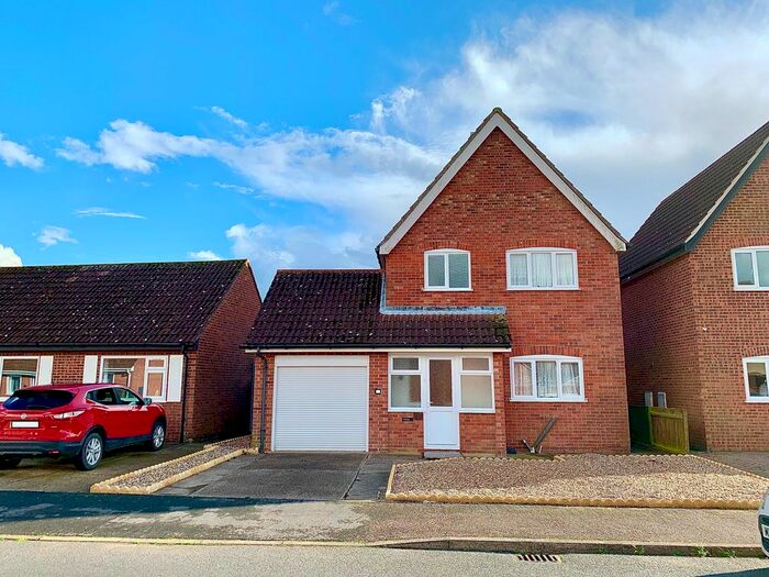3 Bedroom Property To Rent In Queensway, Watton, Thetford, IP25