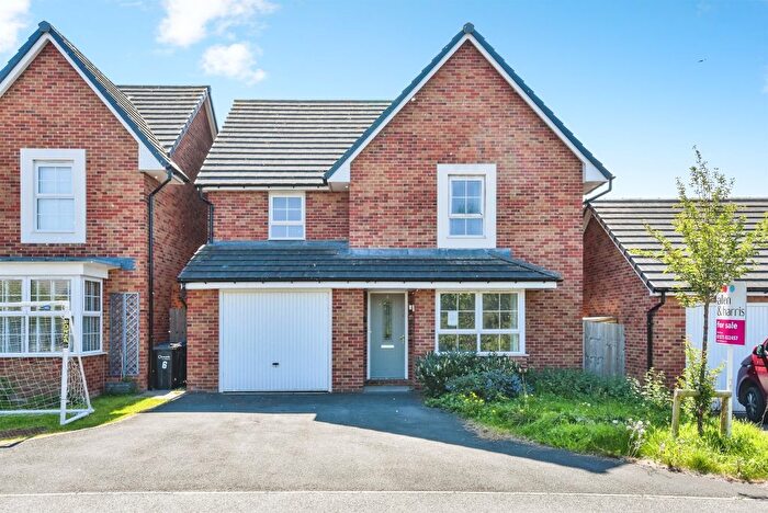4 Bedroom Detached House For Sale In Wedmore Drive, Westbury, BA13