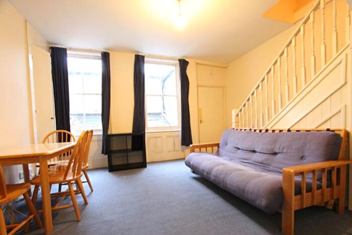 2 Bedroom Apartment To Rent In Silk Mews, Kennington, London., SE11