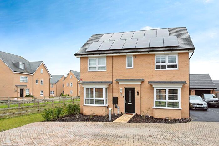 4 Bedroom Detached House For Sale In Bolebec Avenue, Eagle Farm South, Milton Keynes, Buckinghamshire, MK17