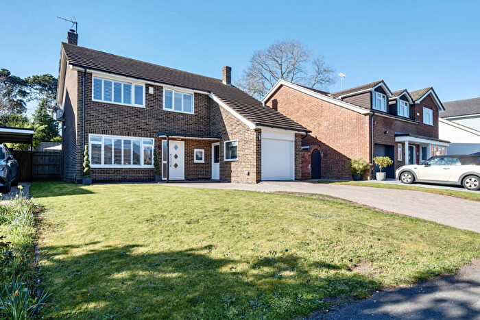 4 Bedroom Detached House For Sale In Nursery Gardens, Purley On Thames, Reading, Berkshire, RG8