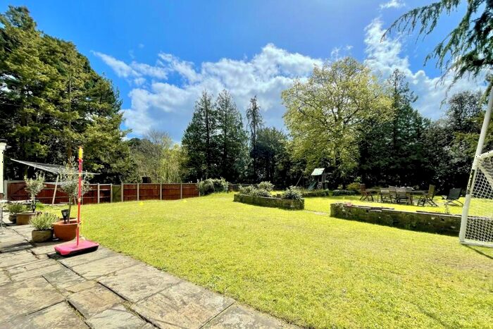 3 Bedroom Apartment For Sale In West Cliff Road, West Cliff, Bournemouth, BH4