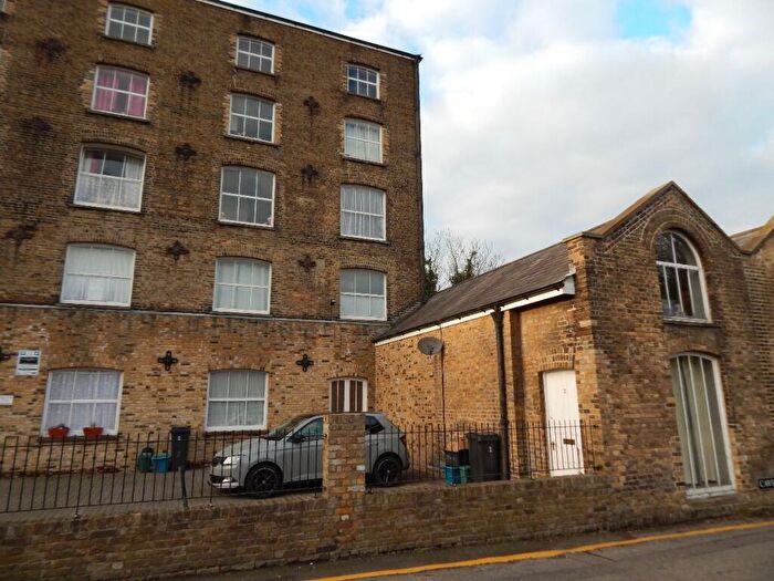 1 Bedroom Flat To Rent In The Old Flour Mill, London Road, CT17