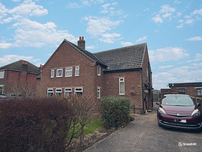 3 Bedroom Semi-Detached House For Sale In School Road, Meadowbank, Winsford, CW7