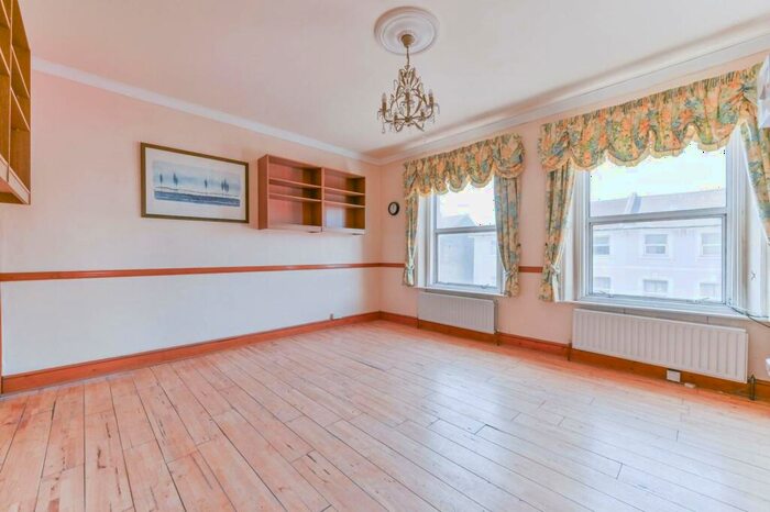 2 Bedroom Flat To Rent In London Road, Croydon, CR0