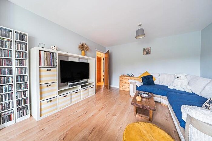 2 Bedroom Bungalow For Sale In Almsgate, Guildford, Surrey, GU3