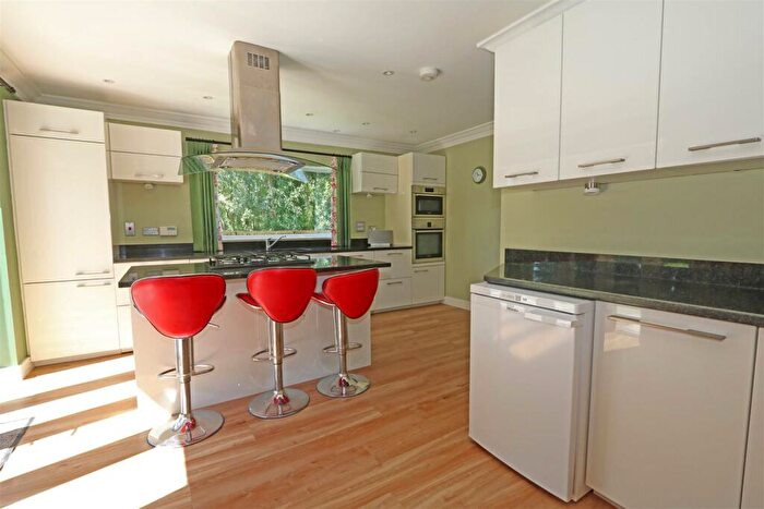4 Bedroom Detached House For Sale In Thame, Oxfordshire, OX9