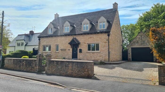 4 Bedroom Detached House To Rent In Thorpe Road, Peterborough, PE3