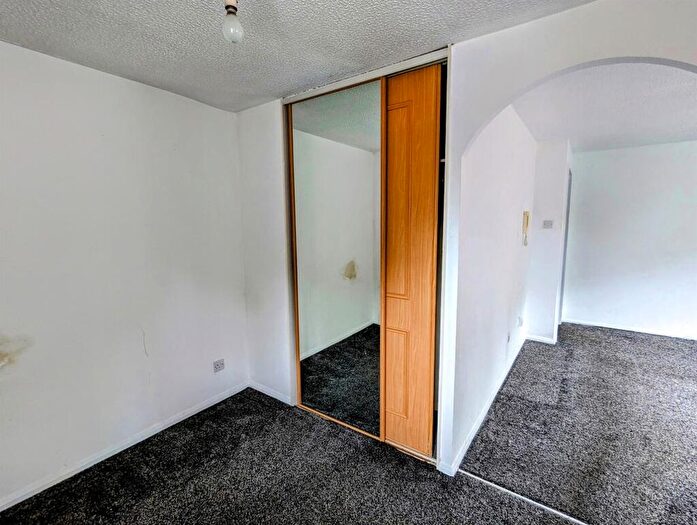 1 Bedroom Flat For Sale In Cranbrook, Woburn Sands, Milton Keynes, MK17