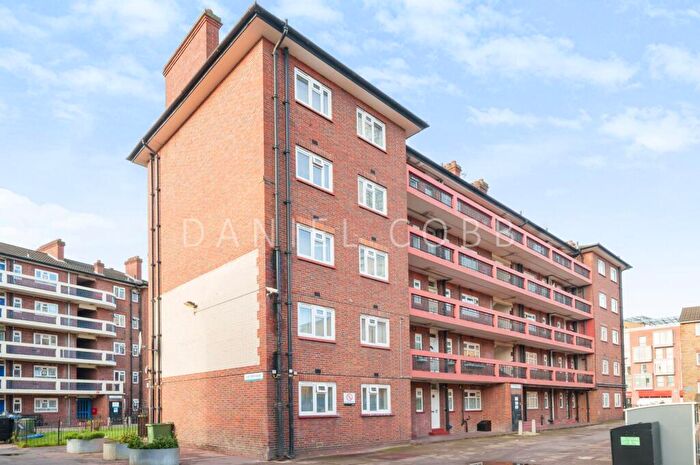 1 Bedroom Flat To Rent In Lucyashe House, Winchester Close, SE17