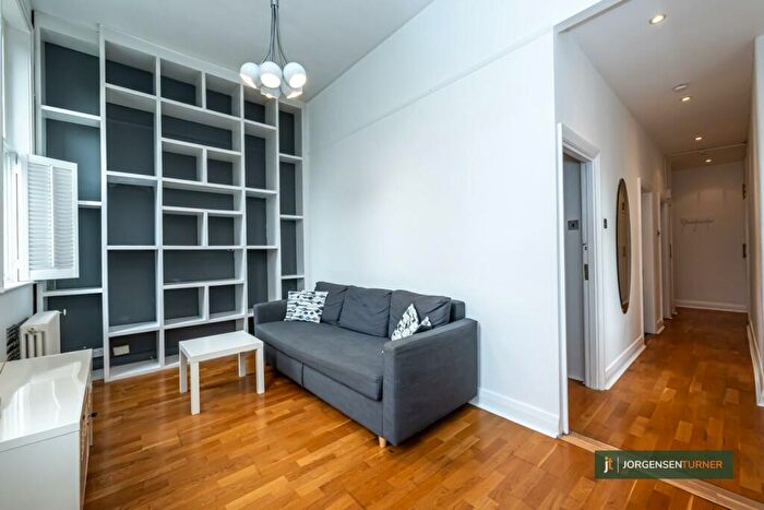 1 Bedroom Flat To Rent In * Heating Included* Mapesbury Road, London, NW2
