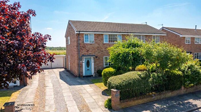 3 Bedroom Semi-Detached House For Sale In Three Pools, Crossens, Southport, PR9