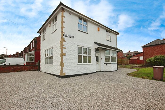 3 Bedroom Detached House To Rent In Willow Road, West Park, St Helens, WA10