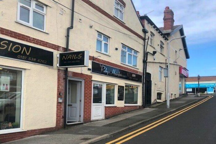 2 Bedroom Flat To Rent In May Road, Wirral, CH60