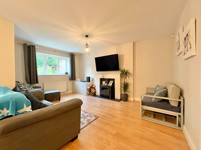 3 Bedroom Semi-Detached House For Sale In Walnut Close, Hough, CW2