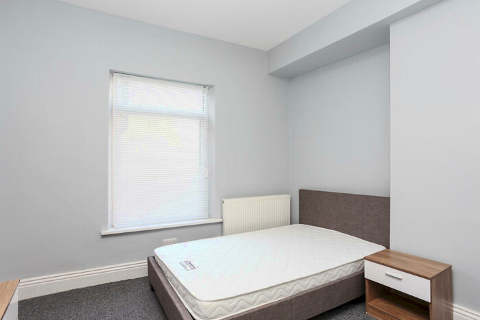 Studio To Rent In Moor End Lane Erdington, B24