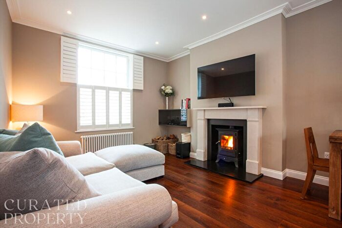 2 Bedroom Flat To Rent In Lisson Grove, London, NW1