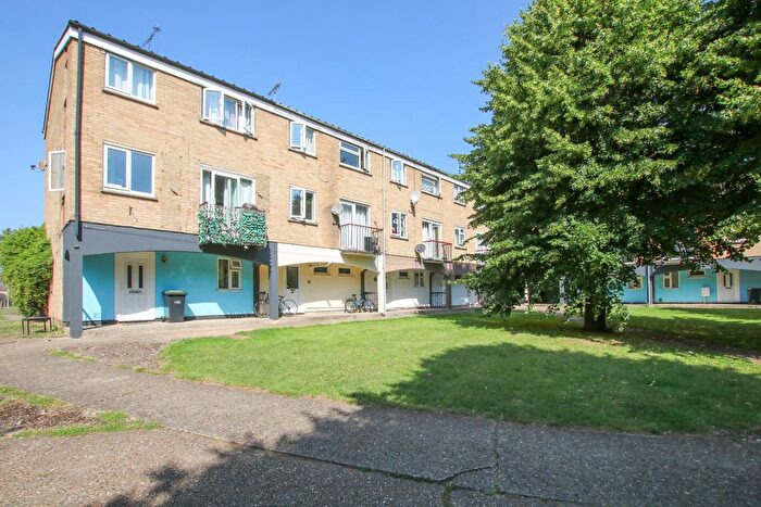 Studio To Rent In St. Marys Square, Newmarket, CB8
