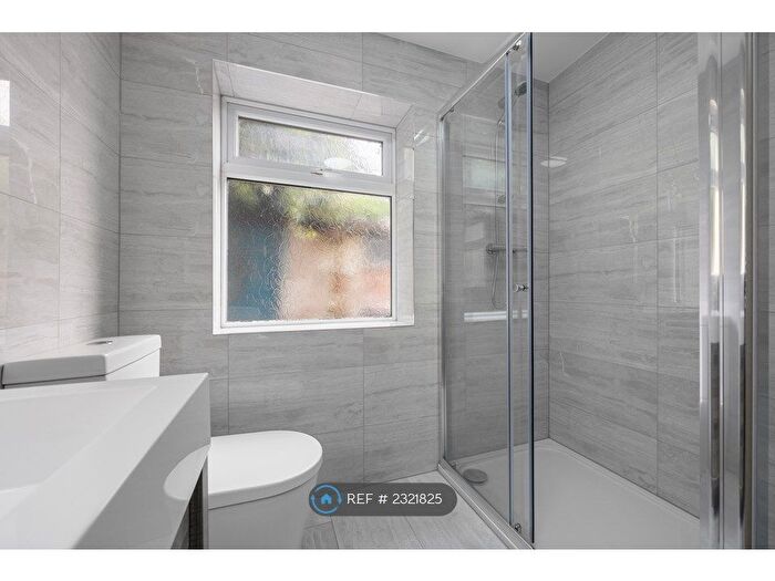 1 Bedroom Flat To Rent In Attleborough Road, Nuneaton, CV11