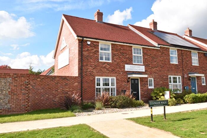 3 Bedroom Semi-Detached House For Sale In Old Ashford Road, Lenham, Maidstone, ME17