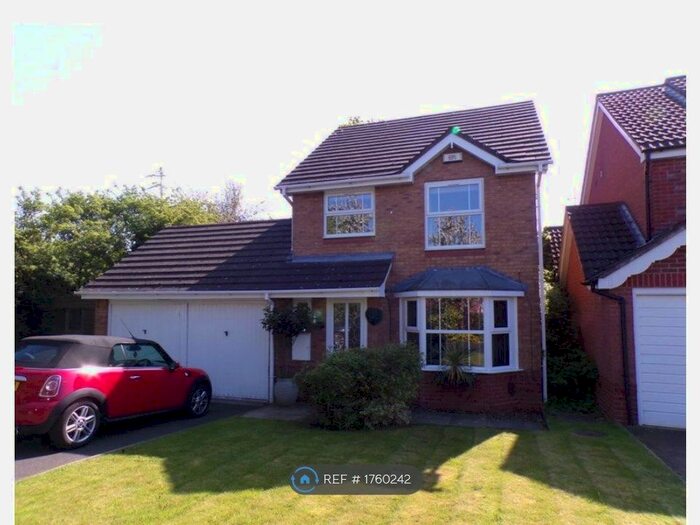 3 Bedroom Detached House To Rent In Alderton Close, Solihull, B91