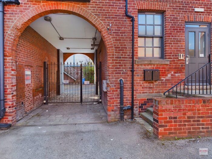 Studio To Rent In Furnace Hill, City Centre, Sheffield, S3