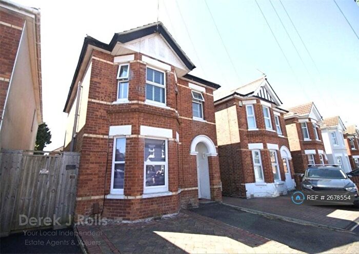 2 Bedroom Flat To Rent In Orcheston Road, Bournemouth, BH8