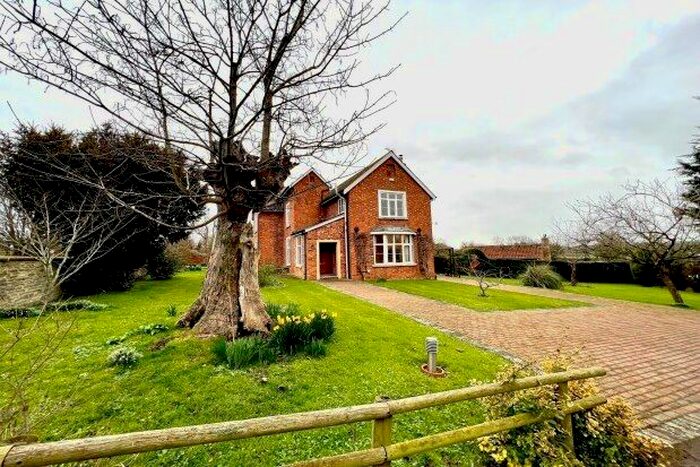 5 Bedroom Property To Rent In Tewkesbury Road, Gloucester, GL19