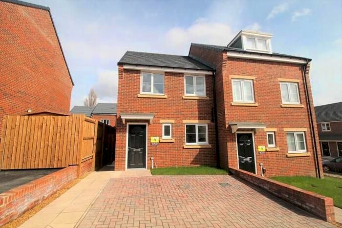 3 Bedroom Semi-Detached House To Rent In Chestnut Close, Stockton-On-Tees, TS20